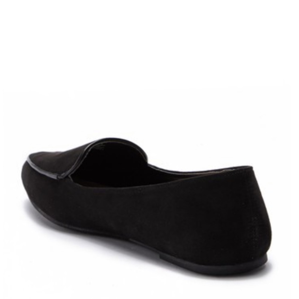 BLACK Pointy Toe Classic Loafer Flats - Picture 3 of 4